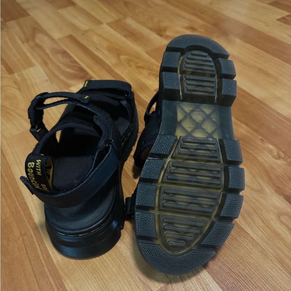 Dr. Martens Summer Velcro Strap Sandals Like New! - Picture 4 of 6